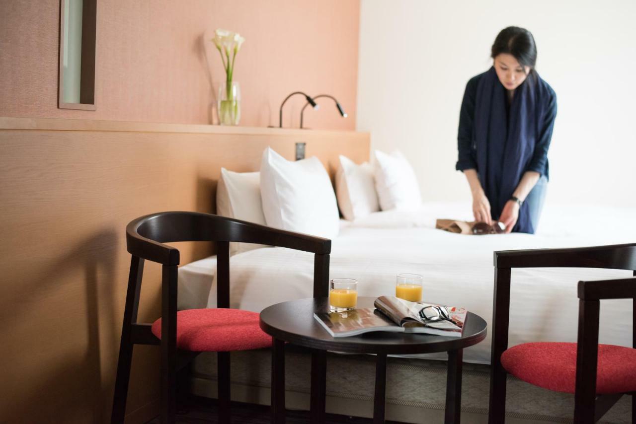The B Kobe Hotell Eksteriør bilde